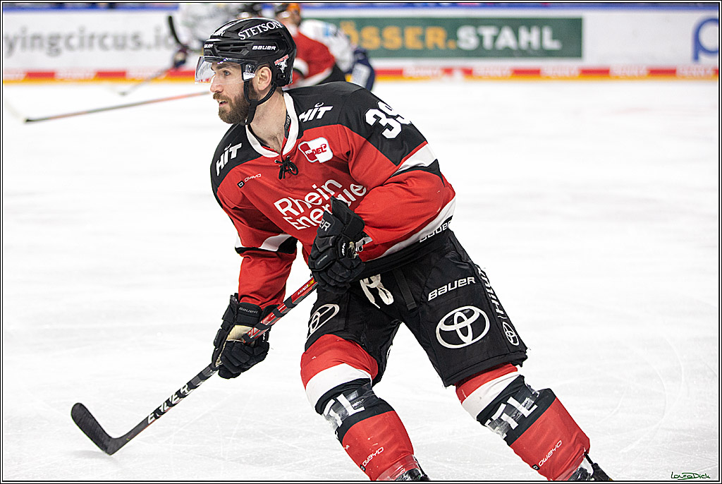 PENNY DEL; Koelner Haie- Eisbaeren Berlin; Koeln, 28.12.2021